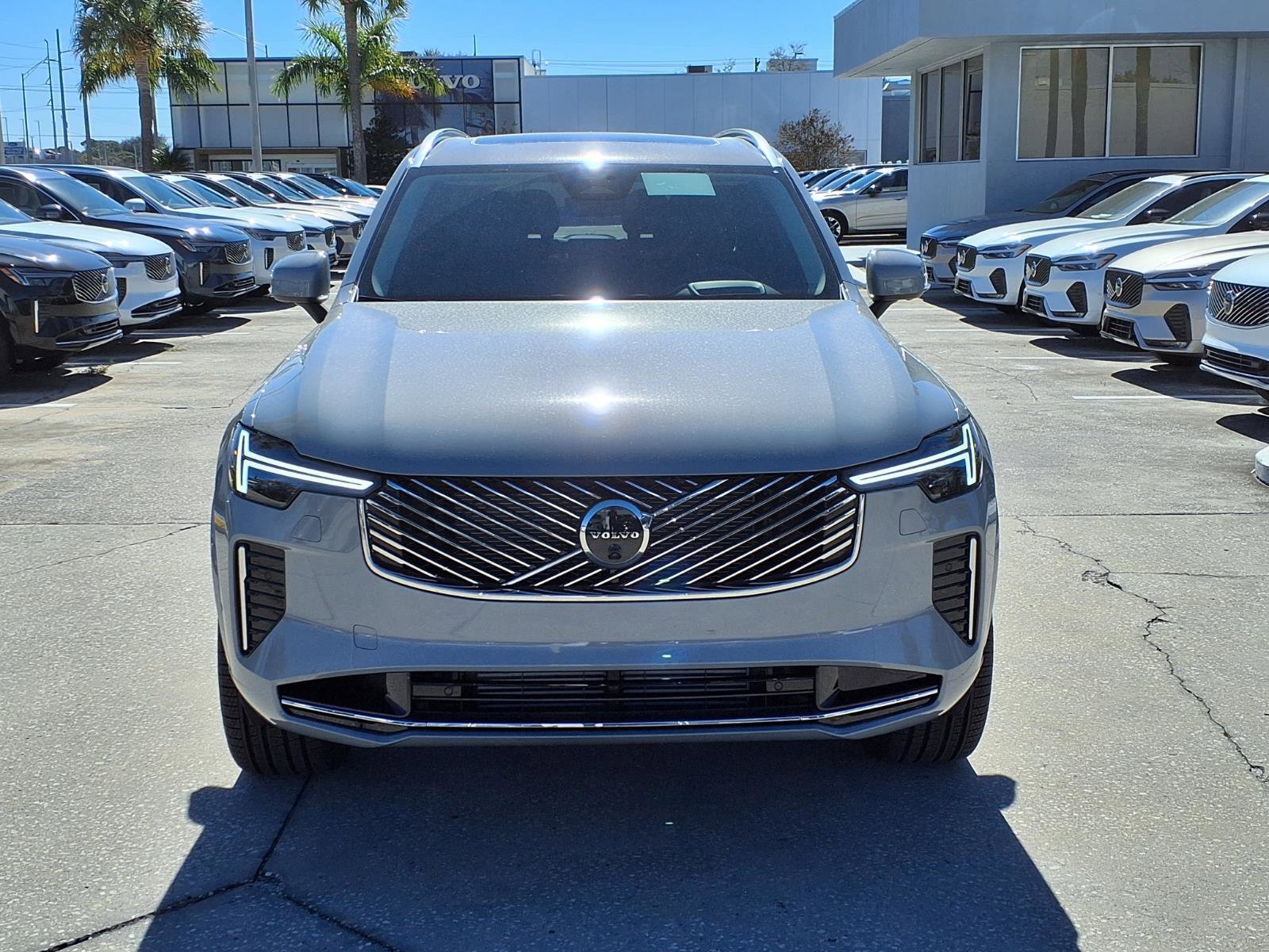 New 2026 Volvo XC90 T8 Ultra w/ Protection Package Premier image 2