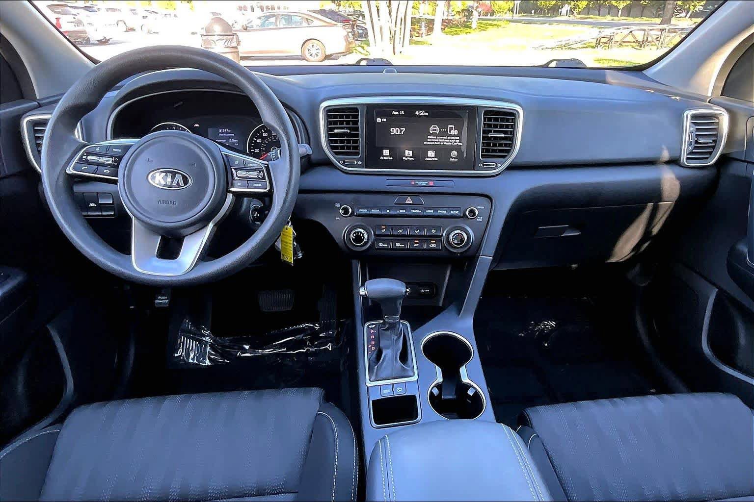 Used 2020 Kia Sportage LX image 15