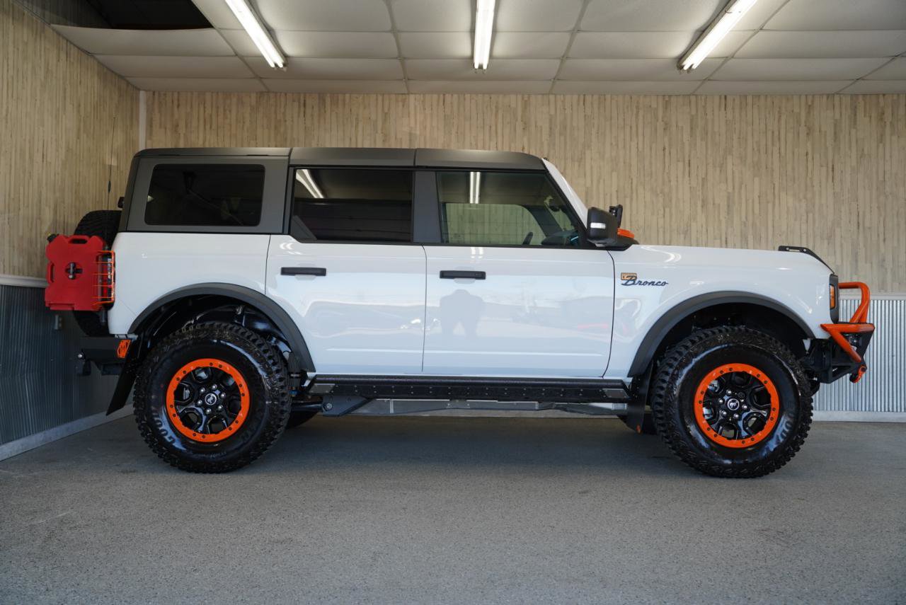 Used 2022 Ford Bronco Badlands w/ Sasquatch Package image 6