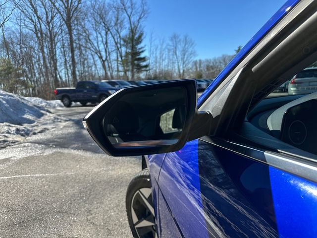 Used 2023 Hyundai Elantra Limited FWD image 14