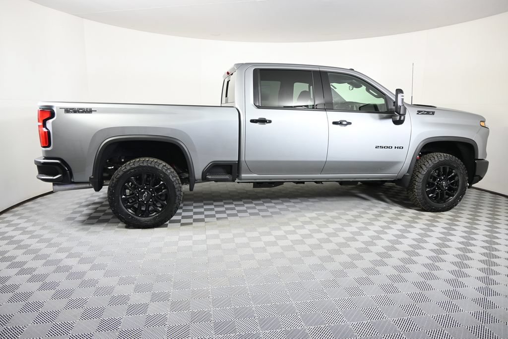 New 2026 Chevrolet Silverado 2500 LTZ w/ LTZ Plus Package AWD/4WD image 8