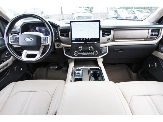 Used 2022 Ford Expedition Max Limited RWD image 7