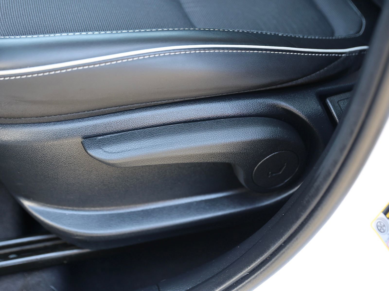 Certified 2023 Hyundai Venue Limited image 15