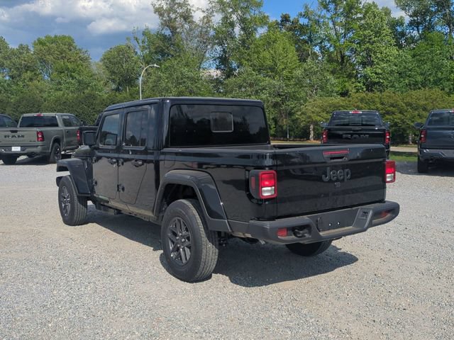 New 2026 Jeep Gladiator Sport AWD/4WD image 3