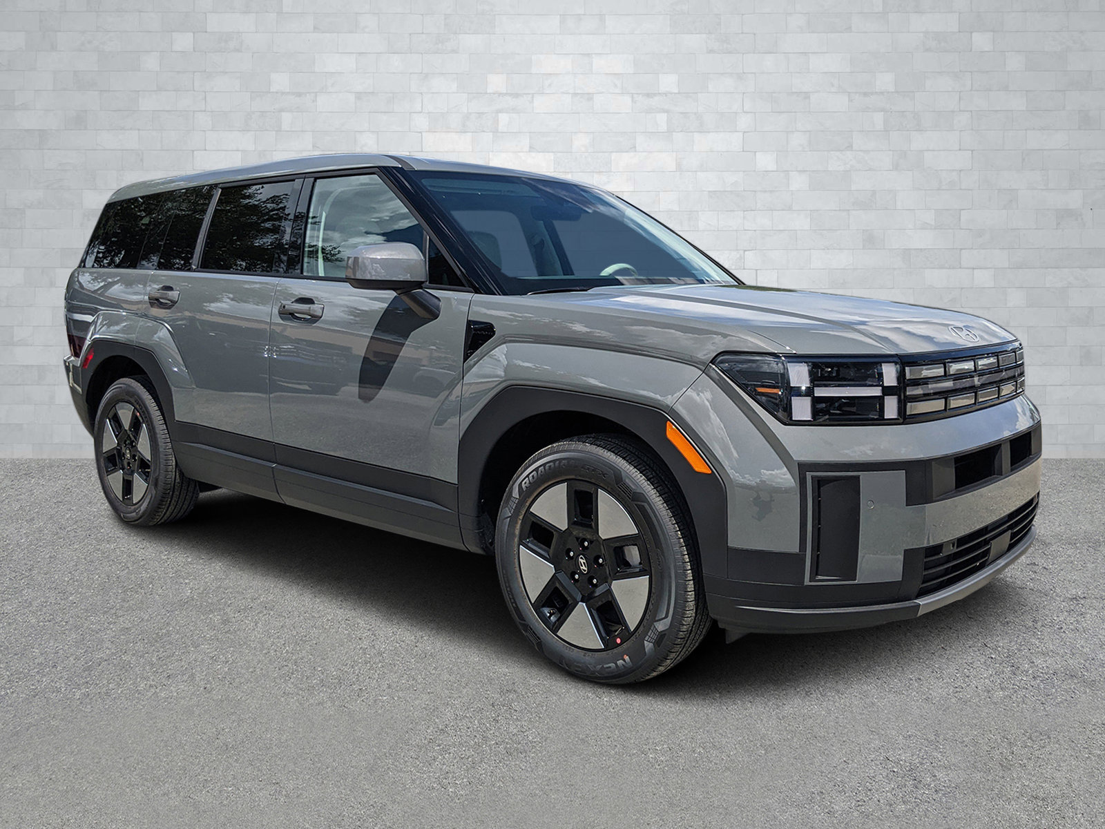 New 2026 Hyundai Santa Fe SE image 1