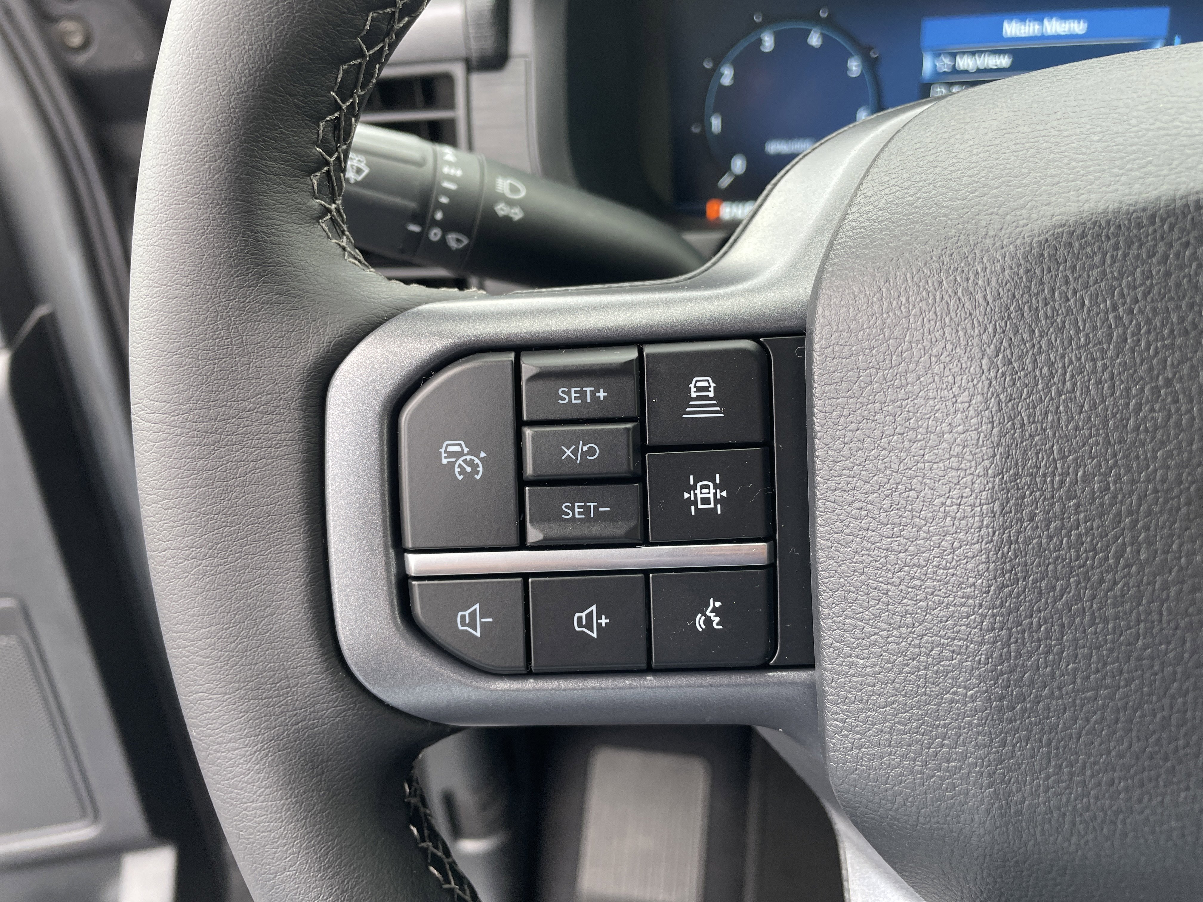 New 2025 Ford F150 XLT w/ Equipment Group 302A MID image 19