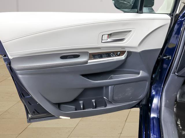 Certified 2024 Toyota Sienna XLE image 21
