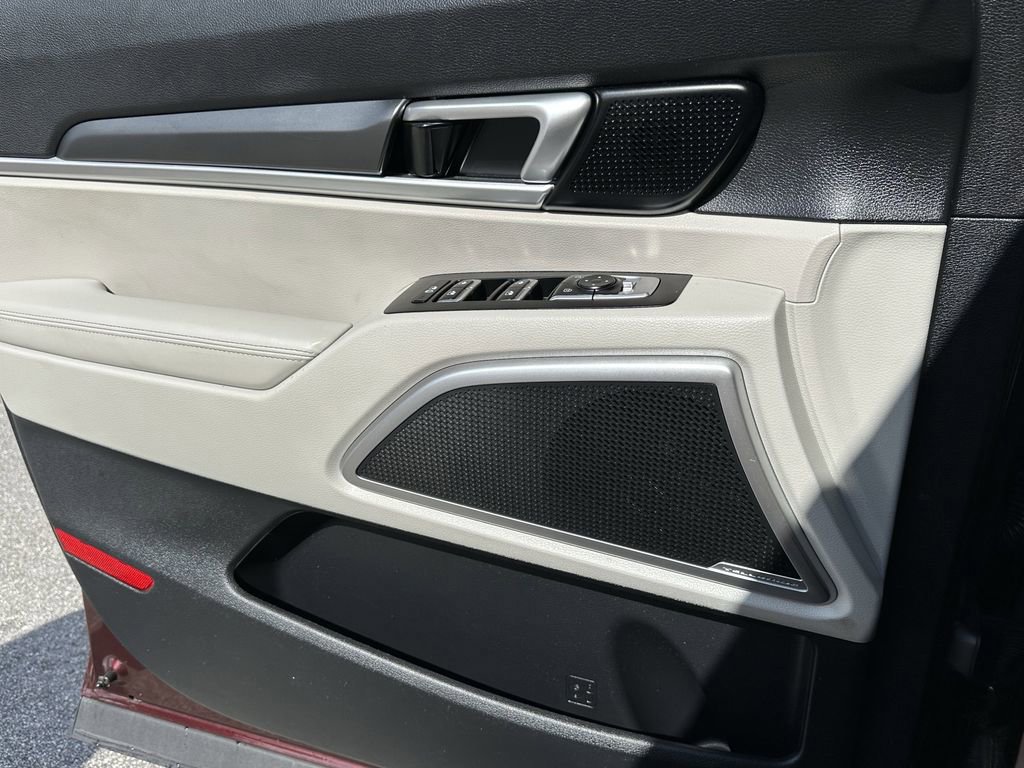 Used 2021 Kia Telluride S image 25