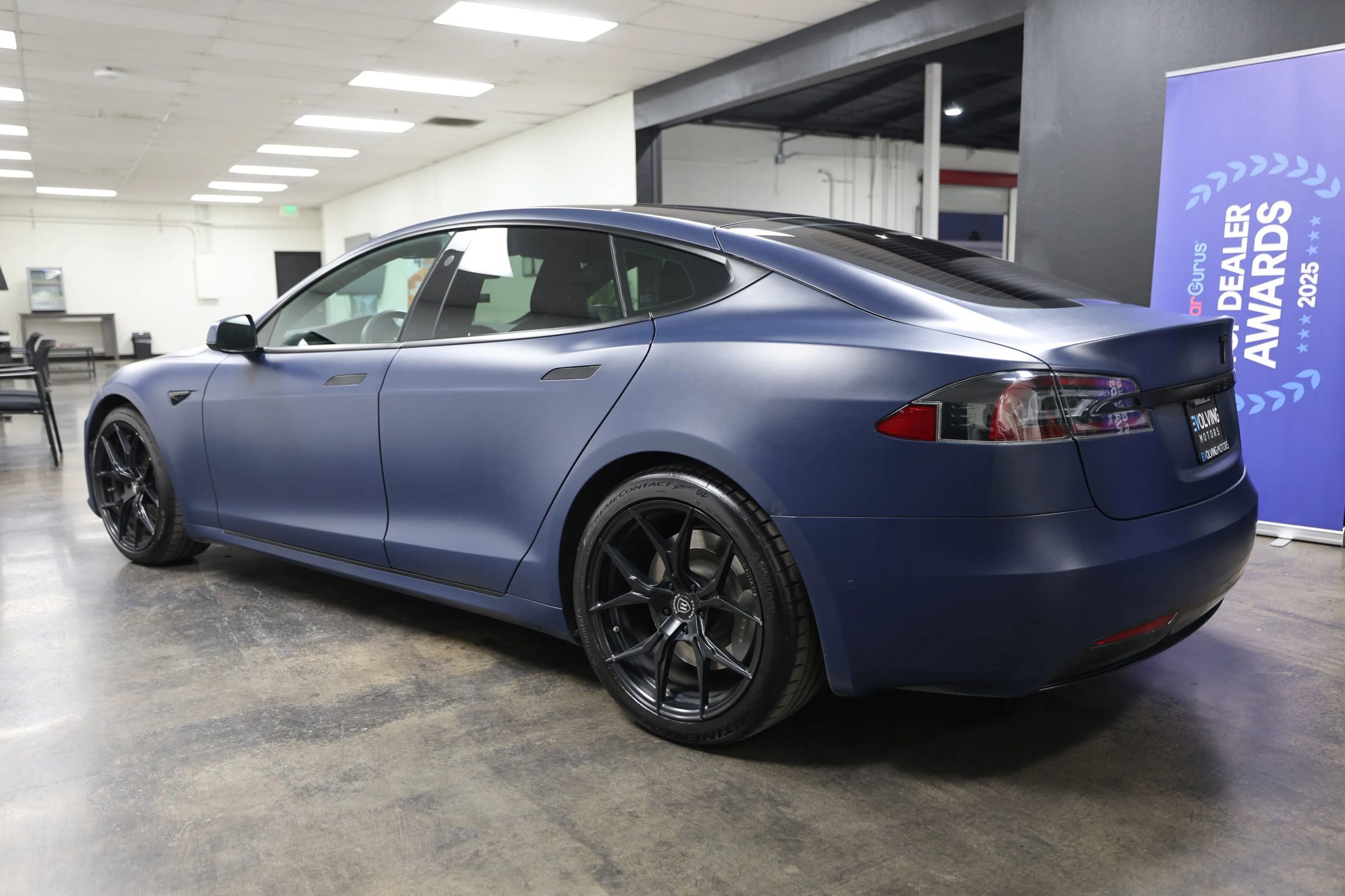 Used 2017 Tesla Model S 90D image 9