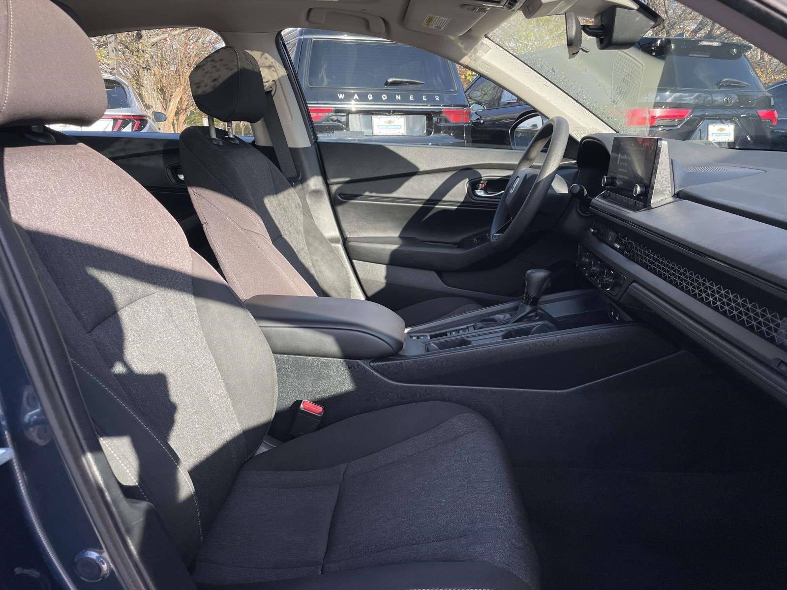 Used 2024 Honda Accord EX image 12