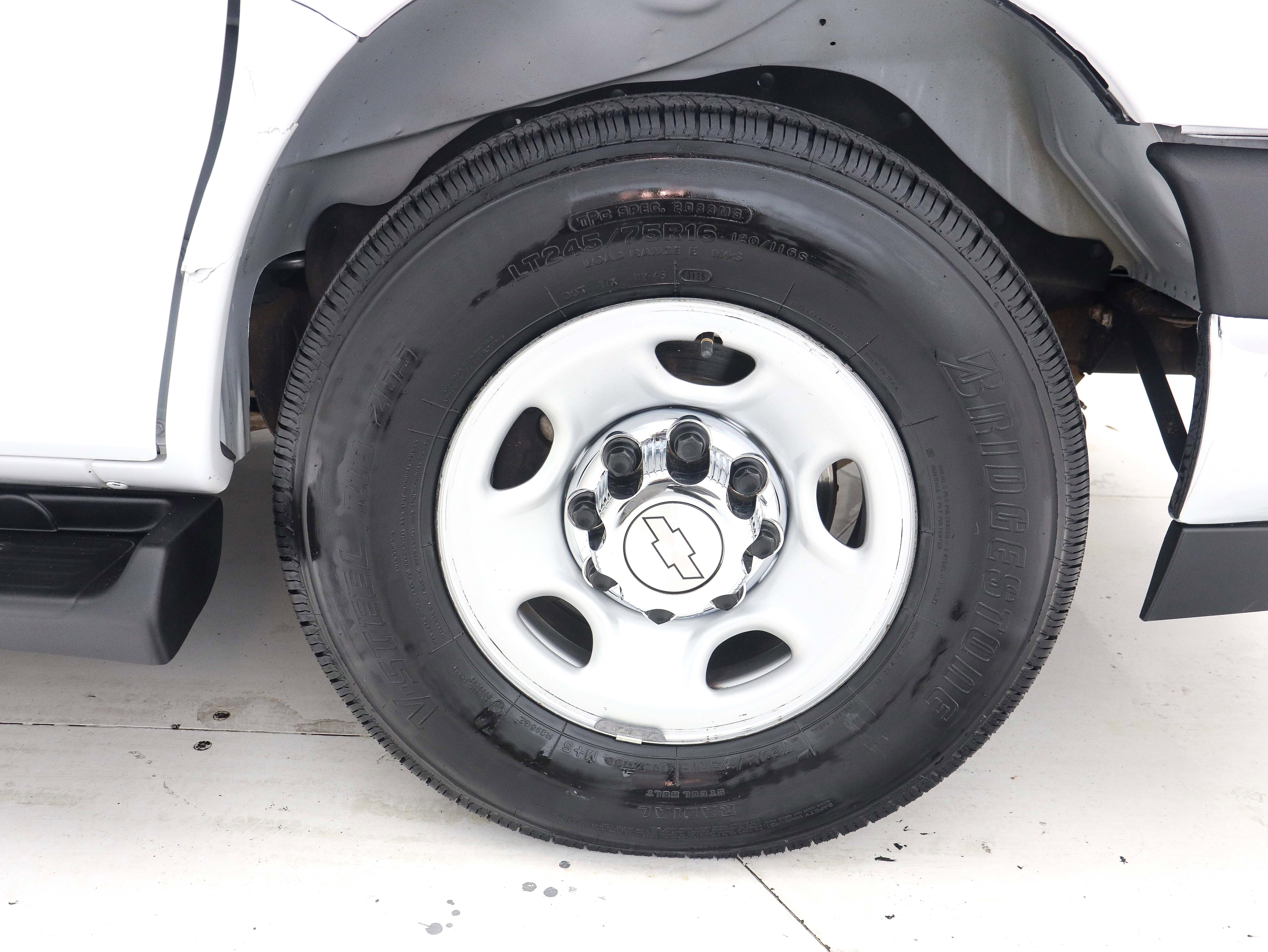 Used 2019 Chevrolet Express 3500 LT w/ LT Preferred Equipment Group RWD image 29