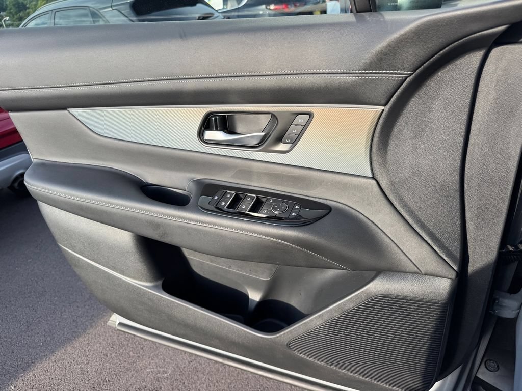 Used 2025 Nissan Murano SL AWD/4WD image 22
