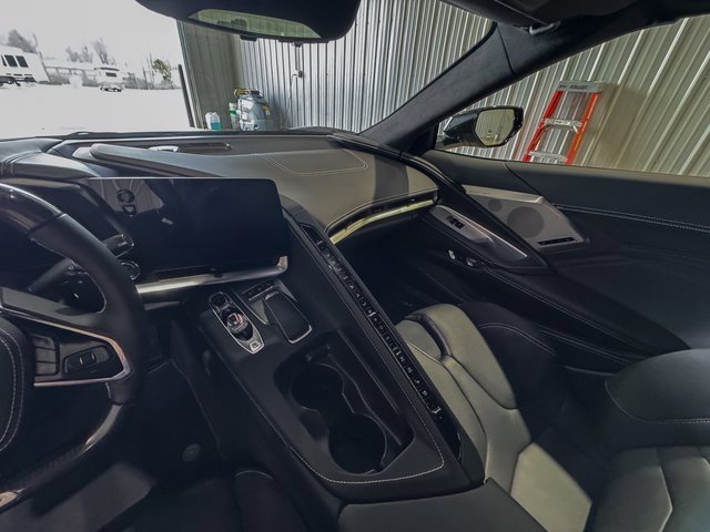 Used 2024 Chevrolet Corvette Z06 w/ Z07 Performance Package image 11