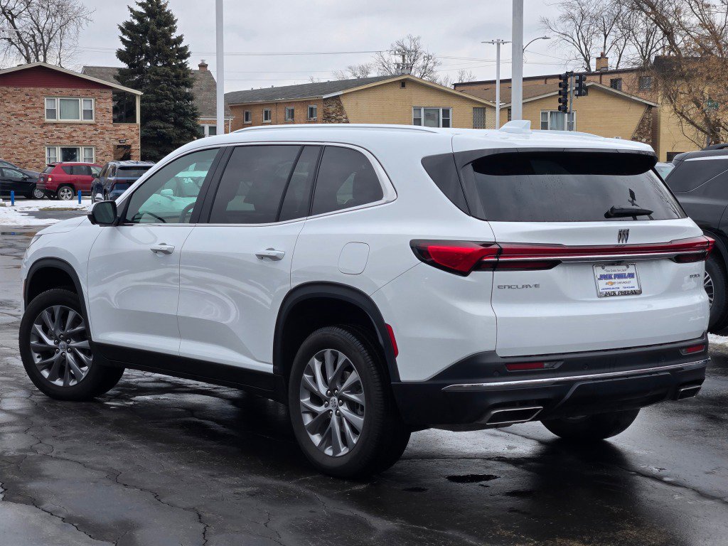 Certified 2025 Buick Enclave Preferred image 17
