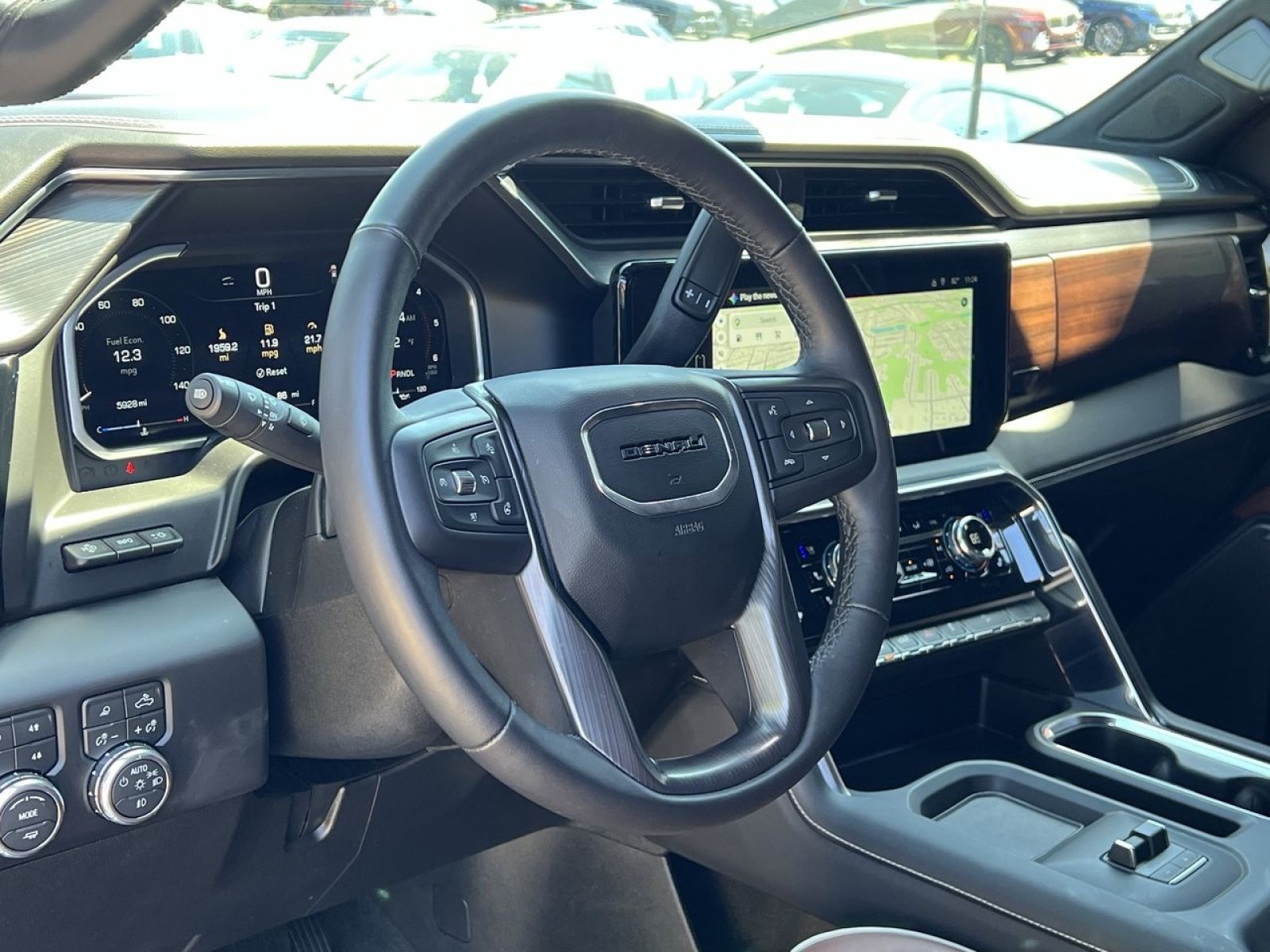 Used 2026 GMC Sierra 2500 Denali Ultimate AWD/4WD image 13