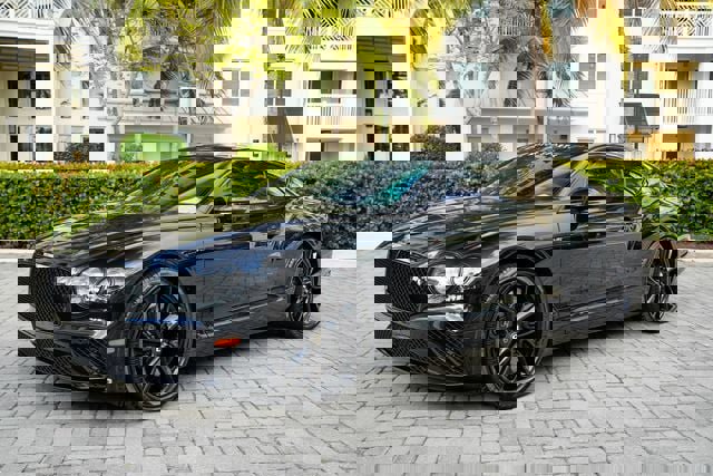 Used 2020 Bentley Continental GT V8 image 2