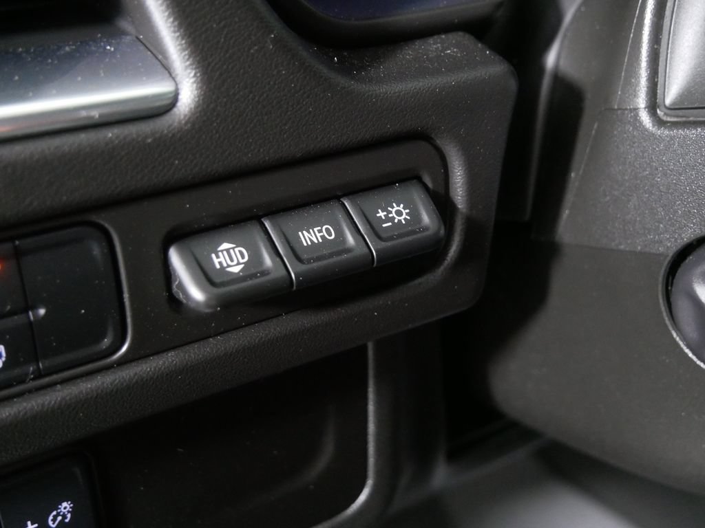 Used 2024 Chevrolet Tahoe Premier AWD/4WD image 21