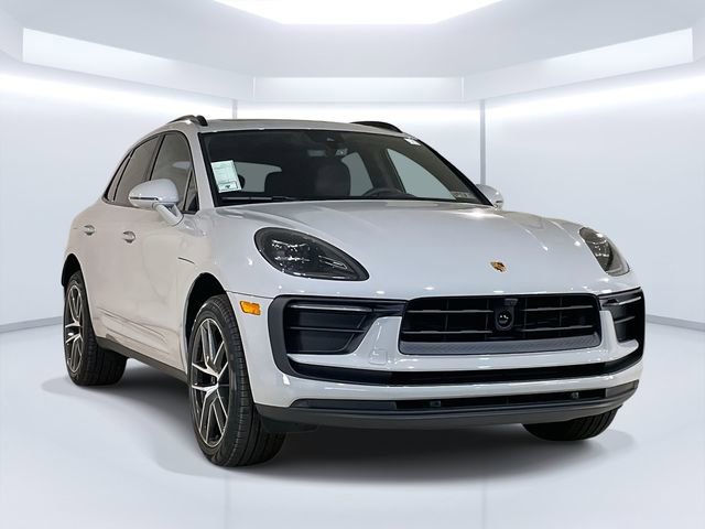 New 2026 Porsche Macan image 3