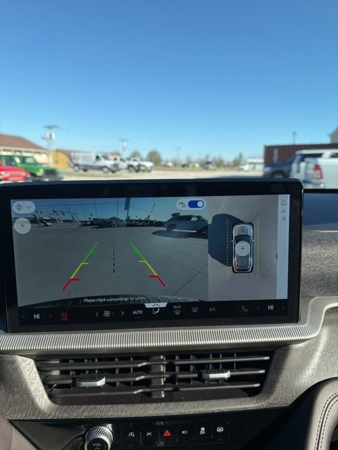 Used 2025 Ford Explorer Platinum image 32