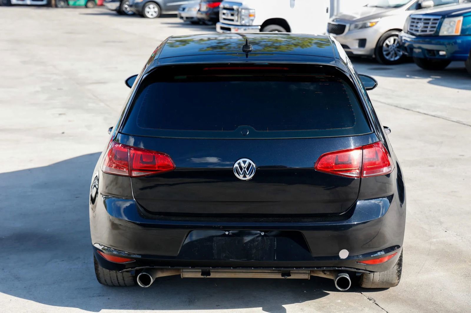 Used 2017 Volkswagen GTI Sport image 5