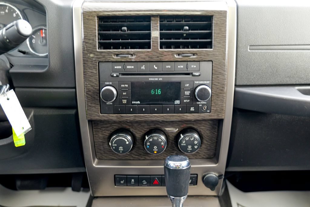 Used 2011 Jeep Liberty Limited w/ Chrome Accents Group AWD/4WD image 49