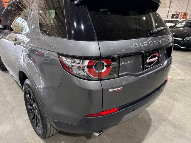 Used 2016 Land Rover Discovery Sport SE image 42