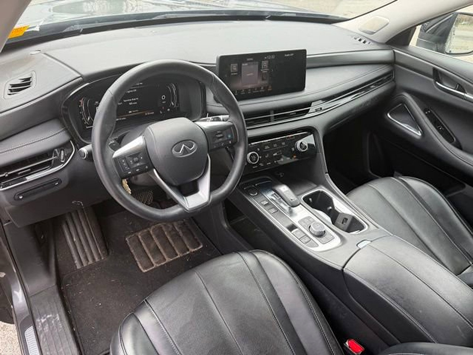 Certified 2023 INFINITI QX60 Luxe w/ Performance Audio Package image 12