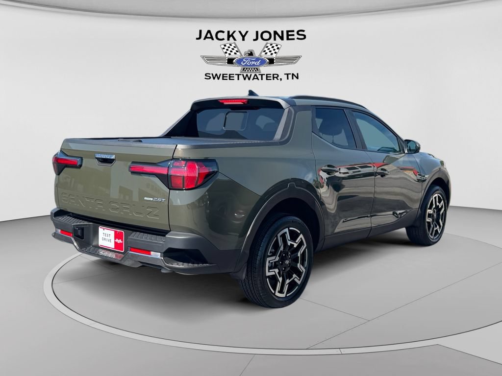 Used 2025 Hyundai Santa Cruz Limited AWD/4WD image 5