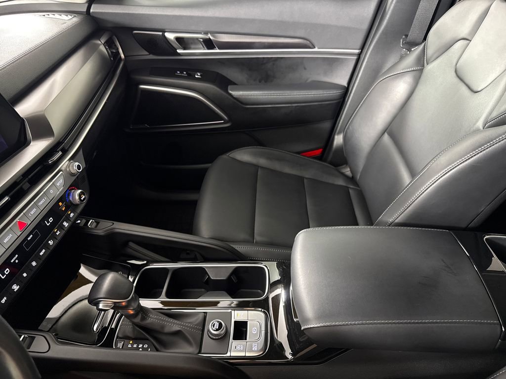 Used 2024 Kia Telluride S FWD image 20