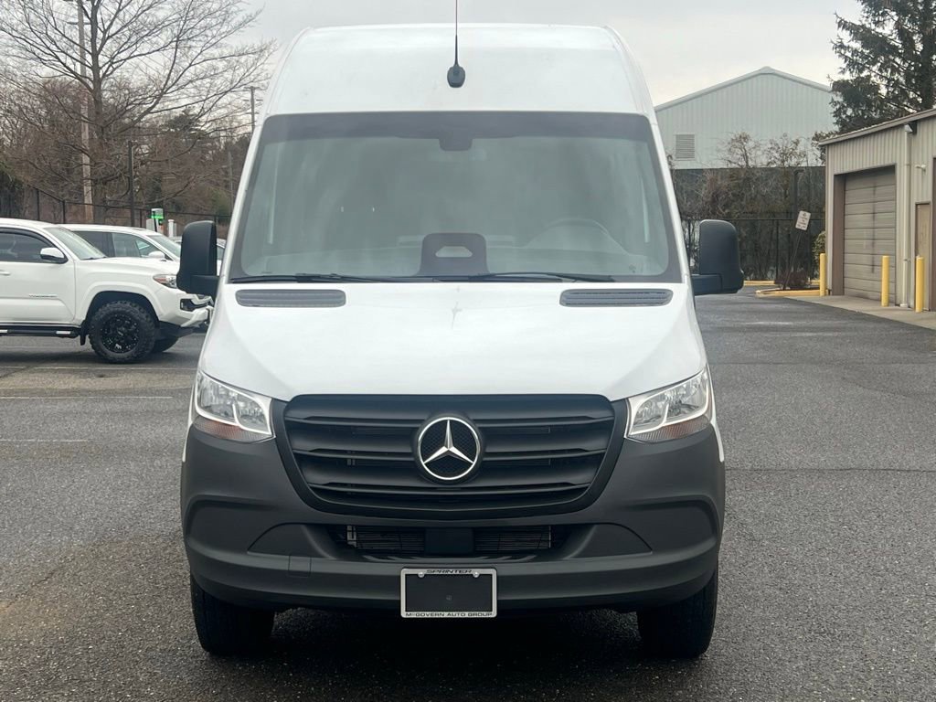 Used 2025 Mercedes-Benz Sprinter 2500 image 1
