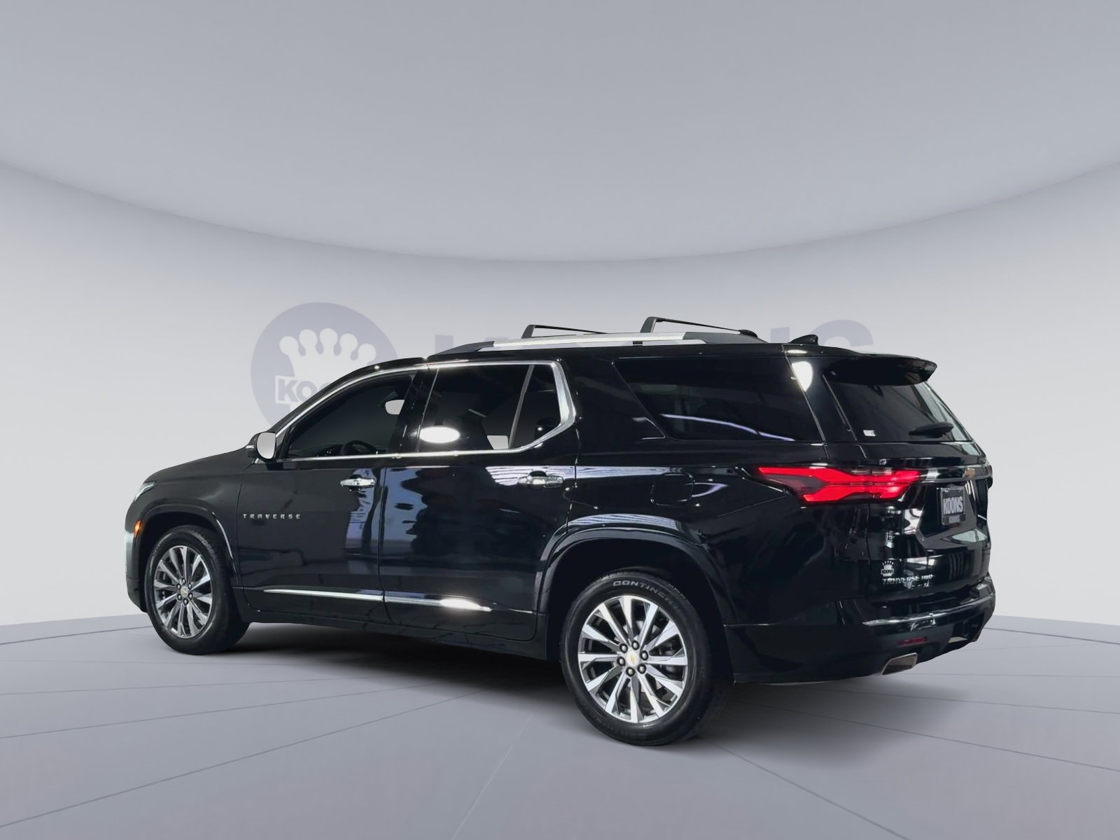 Used 2023 Chevrolet Traverse Premier AWD/4WD image 8