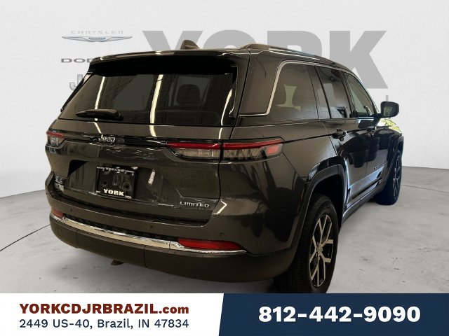 Used 2024 Jeep Grand Cherokee Limited AWD/4WD image 5