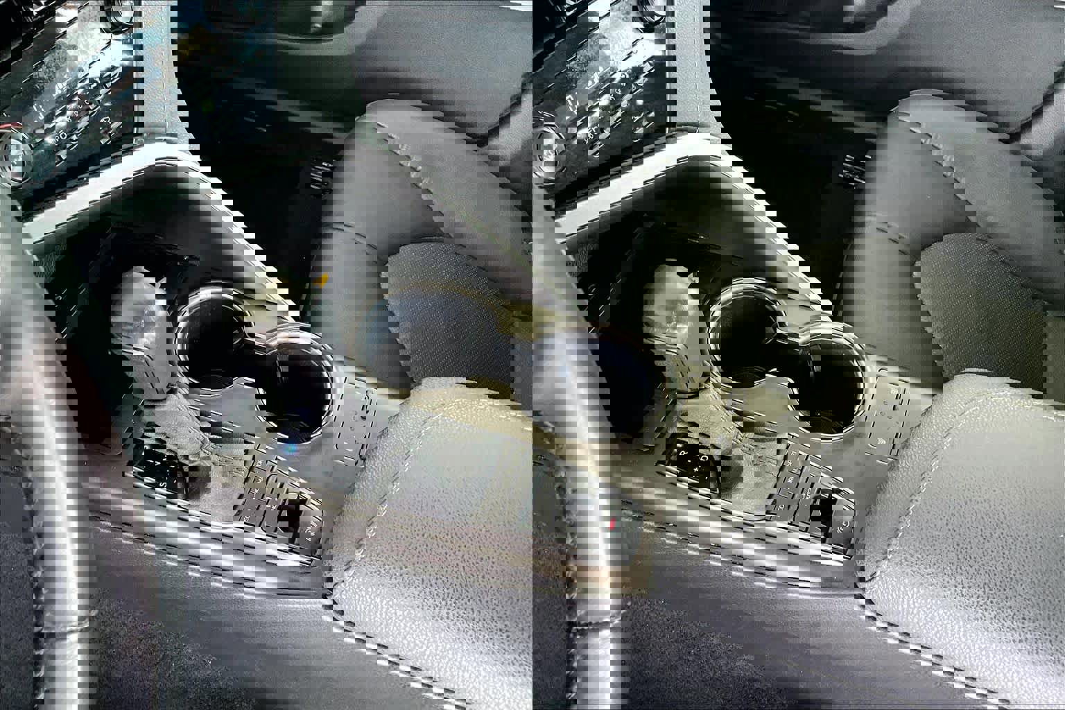 Used 2024 Toyota Camry XSE FWD image 16