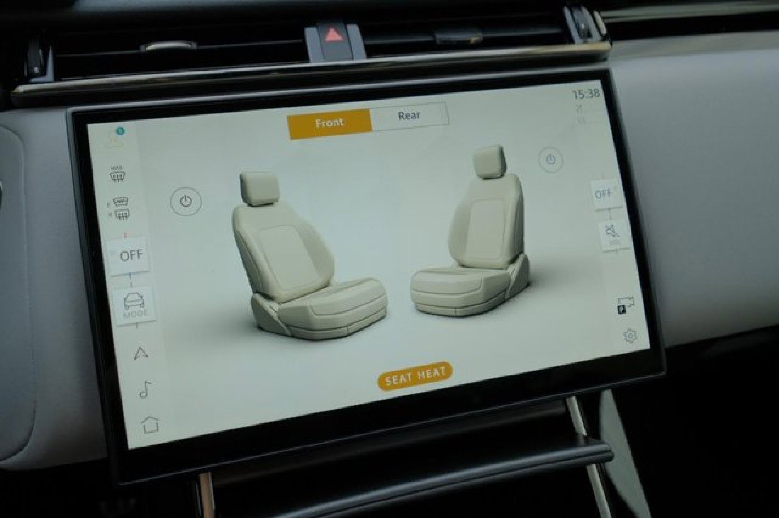 New 2025 Land Rover Range Rover Velar Dynamic SE image 24