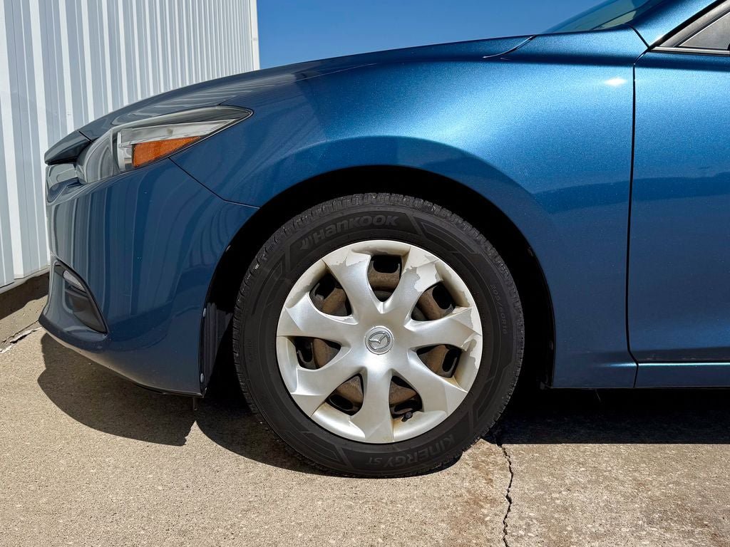Used 2018 MAZDA MAZDA3 Sport FWD image 31