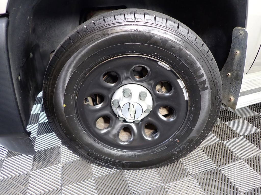 Used 2009 Chevrolet Silverado 1500 W/T image 38