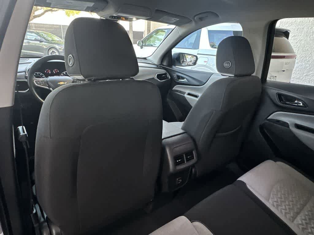 Used 2023 Chevrolet Equinox LS FWD image 23