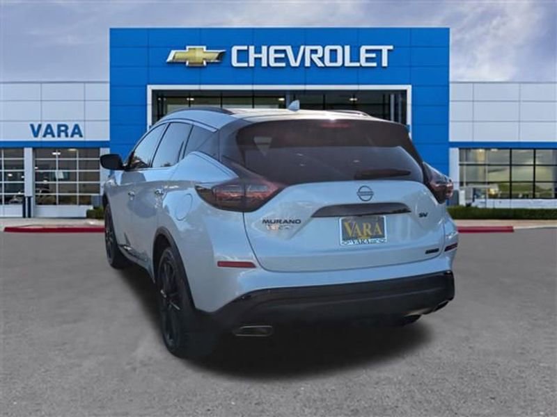 Used 2024 Nissan Murano SV w/ SV Midnight Edition Package image 3