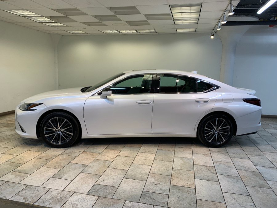 Used 2023 Lexus ES 350 w/ Premium Package FWD image 6