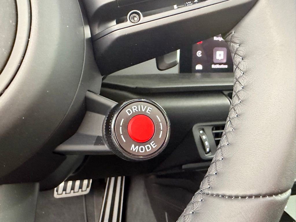 Used 2025 Porsche 911 Carrera 4 GTS image 26