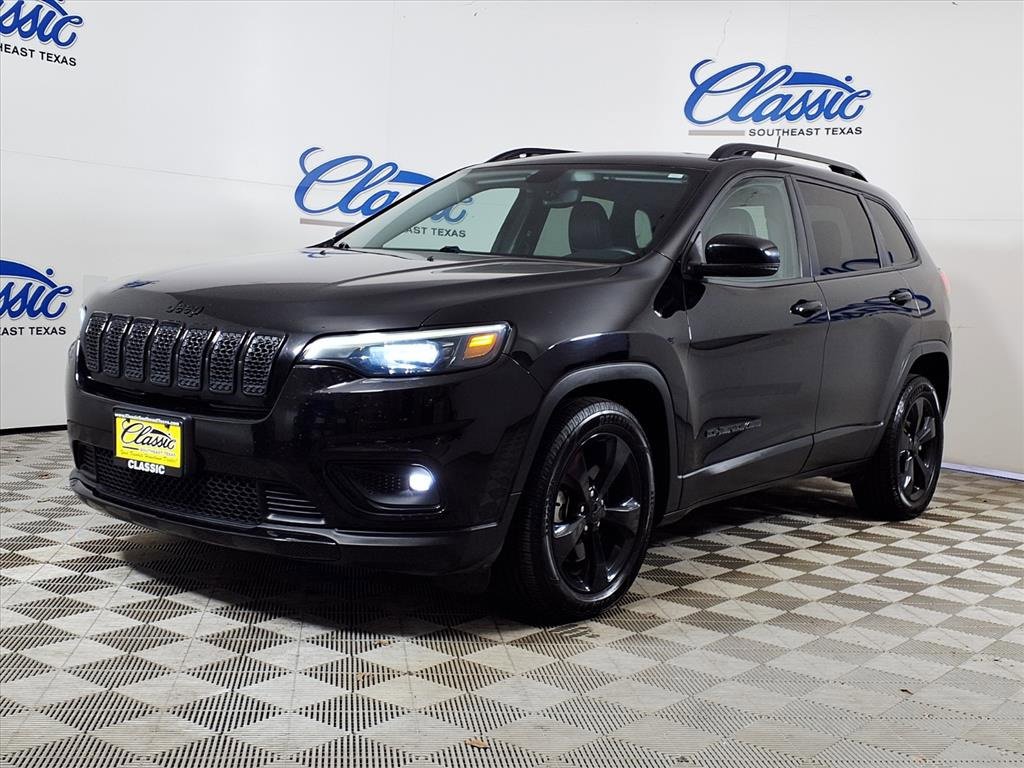 Used 2020 Jeep Cherokee Latitude Plus image 5