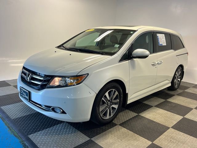 Used 2017 Honda Odyssey Touring image 3