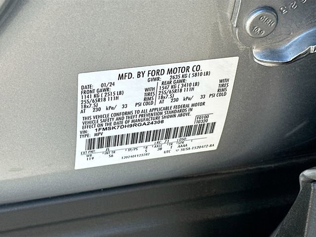 Used 2024 Ford Explorer XLT w/ Equipment Group 202A image 31