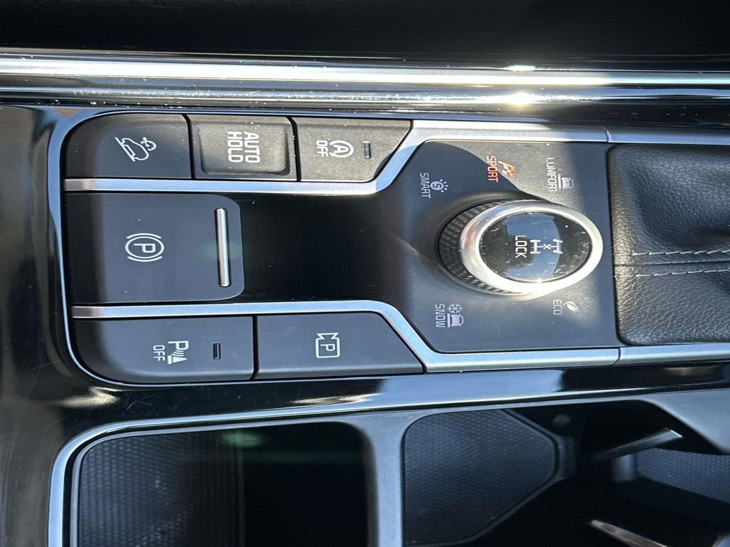 Certified 2022 Kia Sorento SX image 34