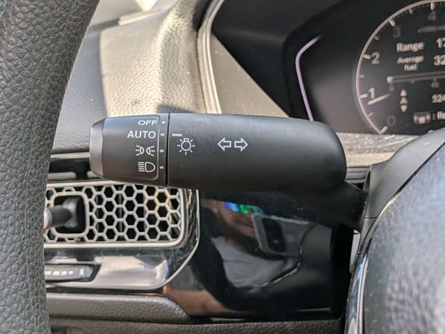 Used 2025 Honda Civic LX image 31