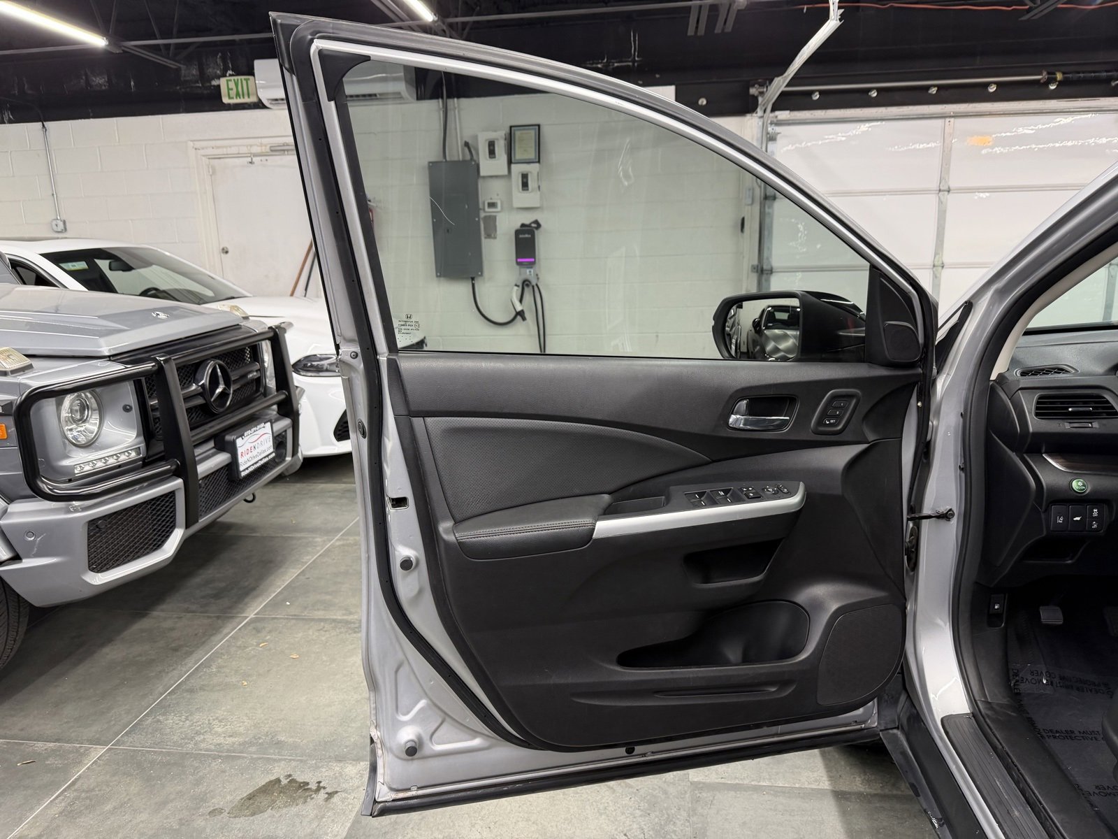 Used 2016 Honda CR-V Touring image 21