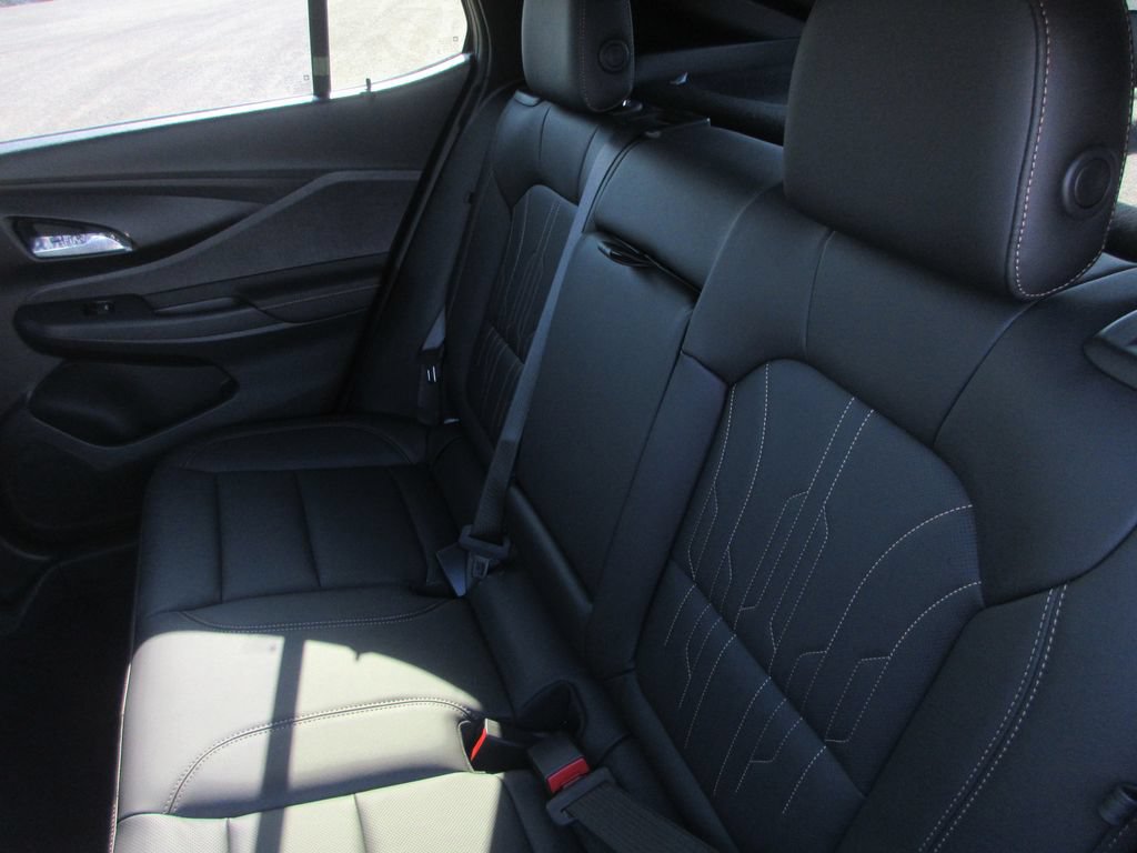 New 2026 Buick Envista Avenir FWD image 12
