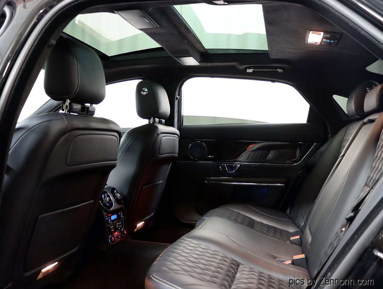 Used 2019 Jaguar XJ L Portfolio image 15