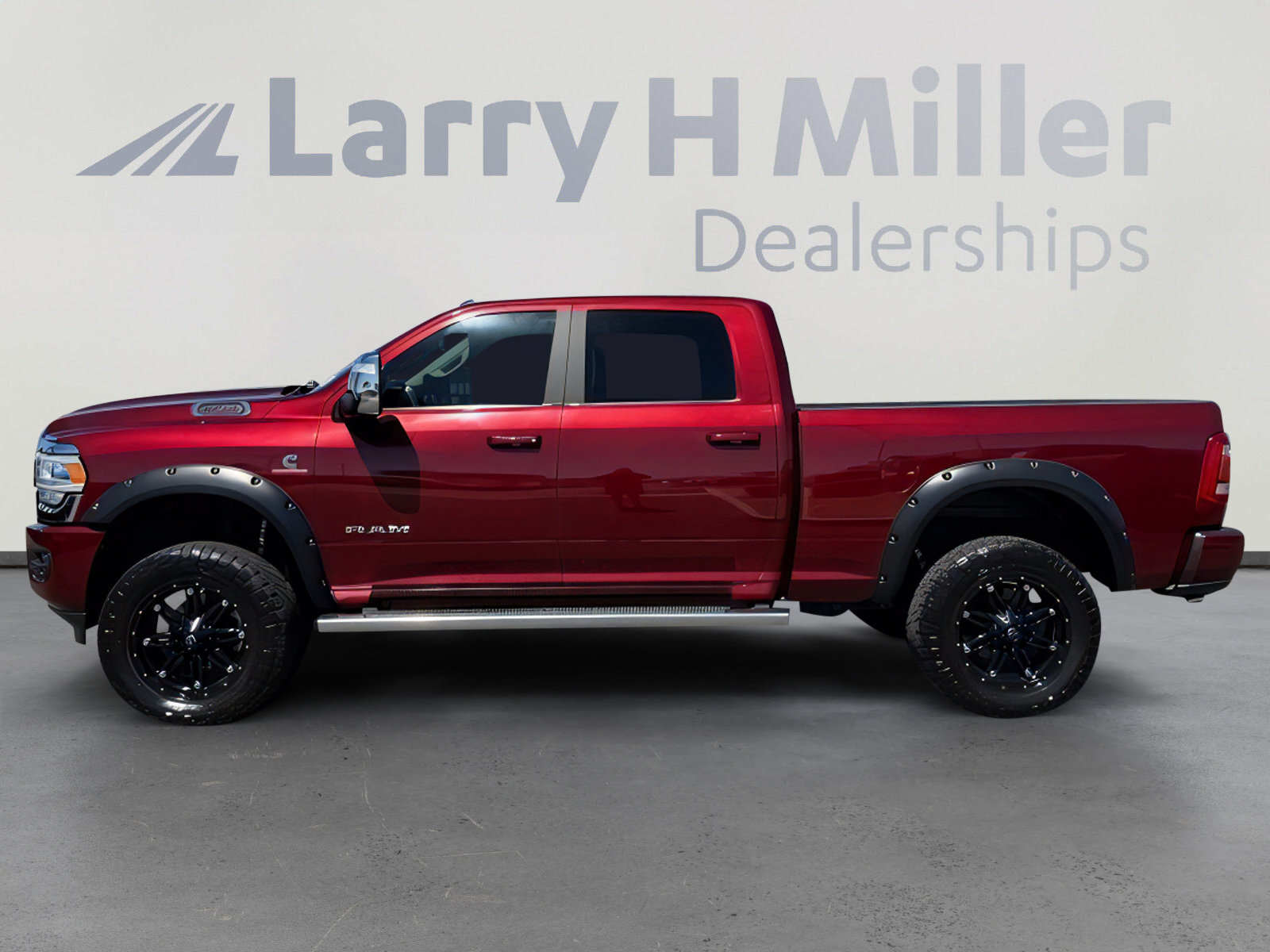 Used 2023 RAM 2500 Laramie image 2