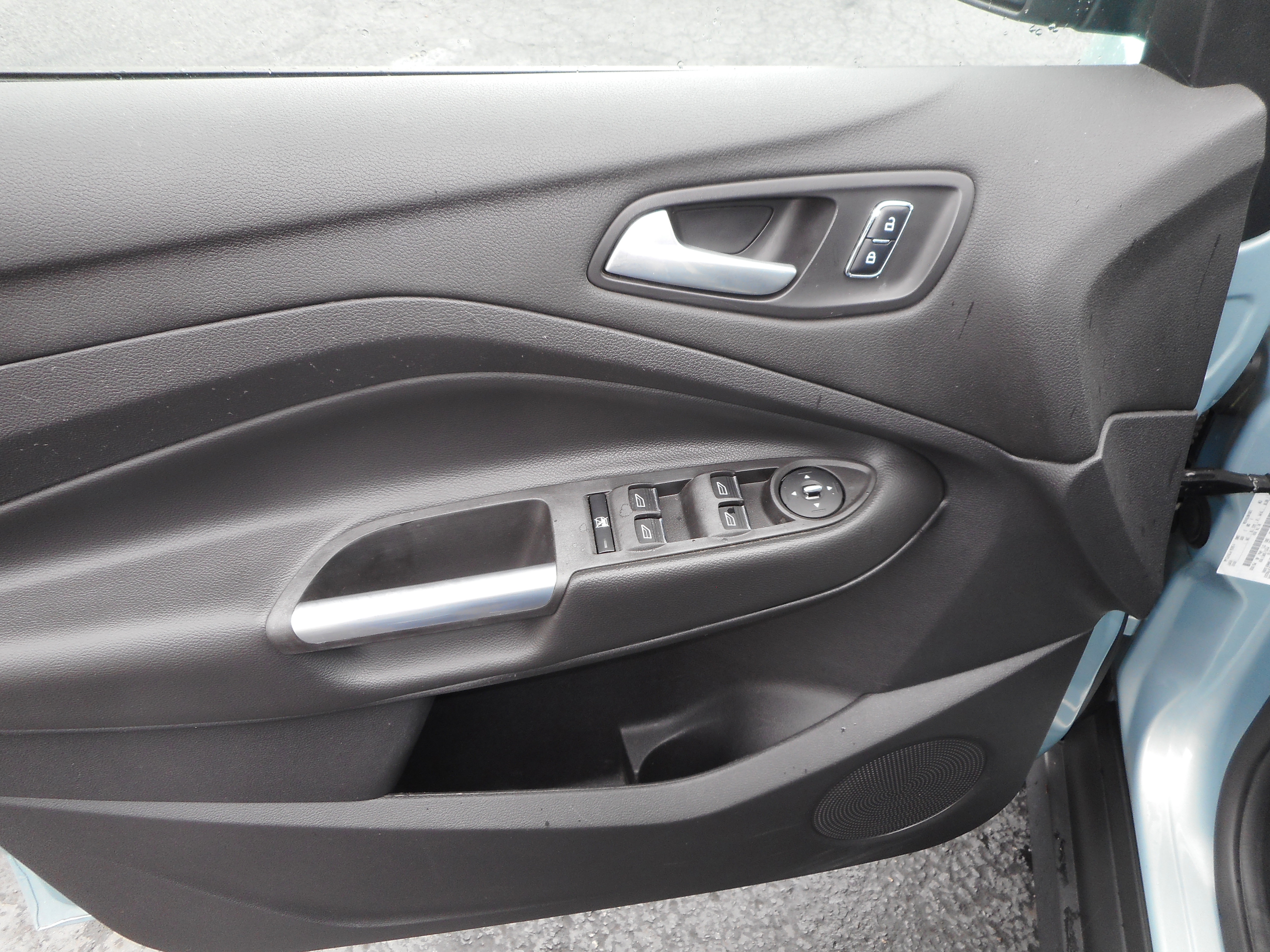 Used 2014 Ford C-MAX SE FWD image 15